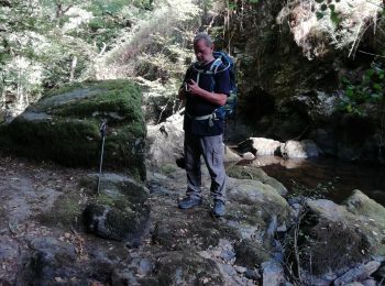 Tour Wandern Gimel-les-Cascades - chemin de la gour - Photo