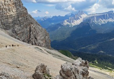 Randonnée Marche Cortina d'Ampezzo - DOLOMITES 01 - Rifugio Giussani Hütte 2600m - Photo