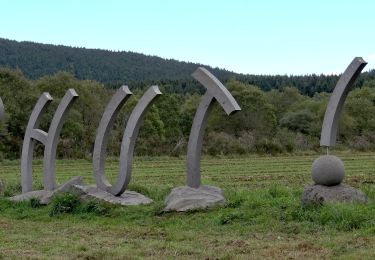 Percorso Marcia Saint-Ours - La_Courteix_Gare_Loup - Photo