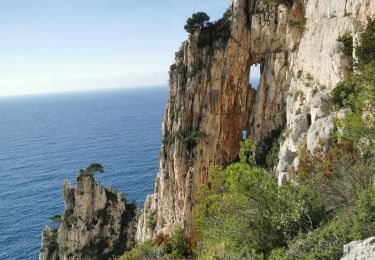 Randonnée Marche Marseille - devenson aven des marseillais  - Photo