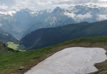 Trail Walking Arâches-la-Frasse - Vernant Grands Vans par le col de Véret - Photo