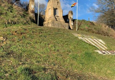 Excursión Senderismo Virton - Cimetière militaire français de Laclaireau  - Photo