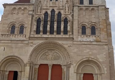 Tocht Stappen Auxerre - Auxerre Vezelay - Photo