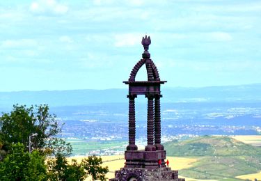 Tour Wandern Pérignat-lès-Sarliève - Perignat_Sarlieve_Gergovie_Mardoux - Photo