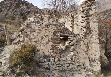 Randonnée Marche Val-d'Oronaye - Cabane et belvédère forêt de la Rochaille.  - Photo