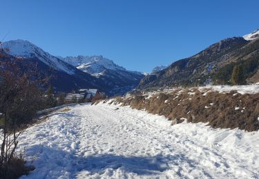 Trail Snowshoes Névache - raquettes Roubion - Photo