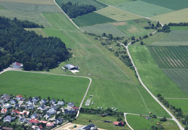 Tocht Te voet Gomadingen - Nebenweg des Schwäbischen Albvereins (rote Gabel) - Photo