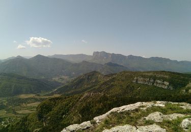 Trail Walking Vercheny - F26340 Vercheny chateau du Barry - Photo