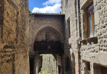 Percorso Marcia Saint-Bonnet-le-Château - Saint Bonnet le Château  - Photo