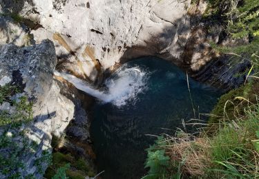 Randonnée Marche Réallon - la cabane de Charges - Photo