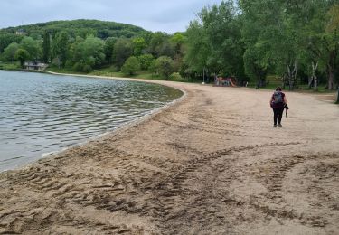 Trail Walking Lissac-sur-Couze - lac de causse - Photo