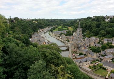 Trail Walking Dinan - Dinan - 7.5km 120m 3h15 - 2017 06 25 - Photo