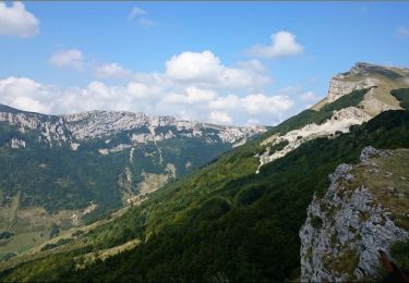 Randonnée Randonnée équestre Omblèze - Tour du plateau d'Ambel depuis parking refuge Gardiol - Photo