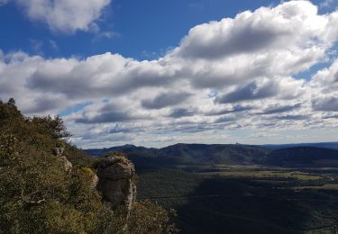 Trail Nordic walking Saint-Saturnin-de-Lucian - Rocher des Vierges de Saint Saturnin - Photo