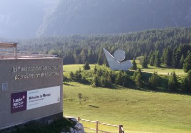 Tour Wandern Fillière - GLIERES: TRAVERSEE PAS DU ROC - MONUMENT DES GLIERES - Photo