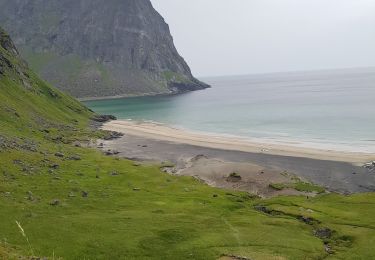 Excursión Senderismo  - kvalvika (plage) - Photo