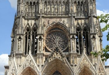 Percorso Bici ibrida Reims - Balade à vélo au cœur de la capitale Champenoise - Photo