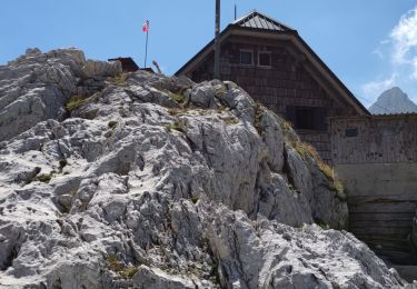 Tocht Stappen Bovec - Etape 2 : hut to hut  - Photo