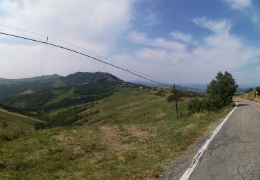 Randonnée A pied Quattro Castella - Corticella - San Polo - Vico - Rossena - Braglie - Selvapiana - Monchio dell'Olle - Sentiero dei Ducati - Photo