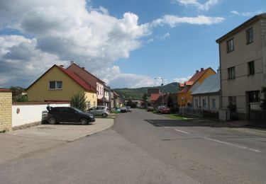 Tocht Te voet Lhotka nad Labem - NS Lovoš - Photo