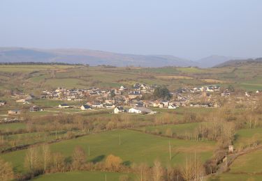 Tocht Te voet Saint-Saturnin-de-Lenne - Vallée de la Serre - Photo