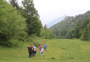 Tocht Te voet Esino Lario - Cainallo - Rifugio Bietti - Photo