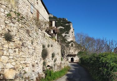 Percorso Marcia Vallon-Pont-d'Arc - Vallon Pont D'Arc   Source Tiourre boucle - Photo