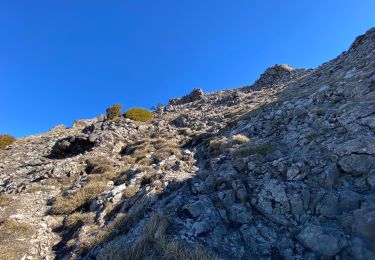 Excursión Senderismo Bugarach - Col du Linas-Pech de Bugarach-La fenêtre  - Photo