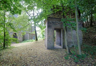 Randonnée A pied Beroun - [Ž] Beroun, chaty - U studánky - Photo