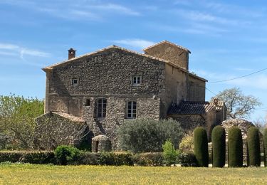 Tour Wandern Fontaine-de-Vaucluse - Fontaine de Vaucluse - Photo