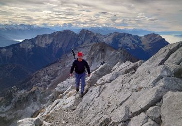 Excursión Senderismo Faverges-Seythenex - arcalod chaurionde - Photo