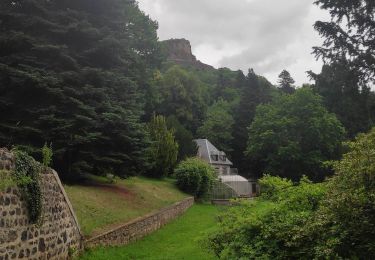 Percorso Marcia Chambon-sur-Lac - camping -Château de Murol - Photo