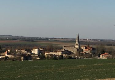 Trail Walking Boisné-la-Tude - Charmant - Photo