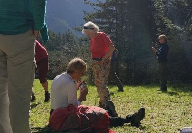 Tour Wandern Mens - la pierre des suplices - Photo