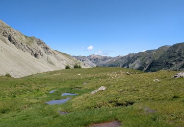 Trail Walking Uvernet-Fours - circuit des lacs depuis le col de la Cayolle - Photo