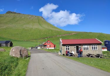 Percorso Marcia Trøllanes - Kallur Lighthouse  - Photo