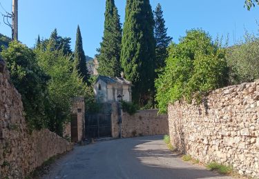 Trail Walking Saint-Guilhem-le-Désert - petite visite se st guilhem le desert - Photo