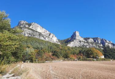 Tocht Stappen Soyans - Soyans- Rochecolombe 15 km - Photo