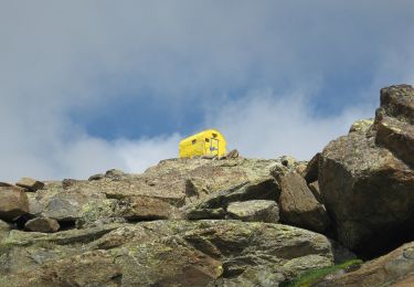 Percorso A piedi Valtournenche - Itinerario 11 Rifugio Bobba Cervinia - Photo