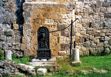 Tour Zu Fuß Xaintrailles - Xaintrailles, la balade du château - 4.7 km - Photo