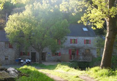 Tour Zu Fuß Guissény - Parcours du Patrimoine - Photo