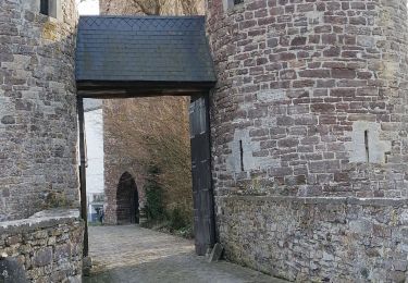 Excursión Senderismo Sombreffe - Ligny - château  - Photo