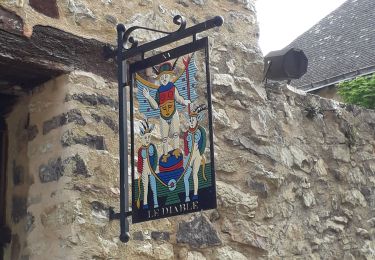 Trail Walking Sainte-Suzanne-et-Chammes - Ste Suzanne - Visite  fes rues - Photo