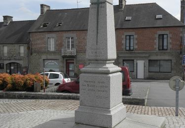 Randonnée A pied Saint-Marc-le-Blanc - Chemin des Bogues - Photo