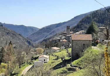 Randonnée Marche Vallées-d'Antraigues-Asperjoc - Le Mazoyer depuis Antraigues. - Photo