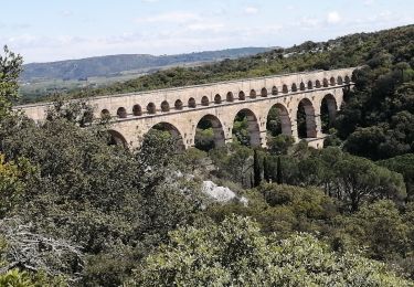 Trail Walking Saint-Bonnet-du-Gard - le ont du gard  - Photo