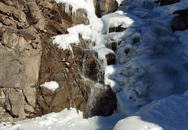 Trail Snowshoes Orcières - Orcière 23 - Prapic - Le Saut du Laïre - La grande cascade - 400 m - Photo