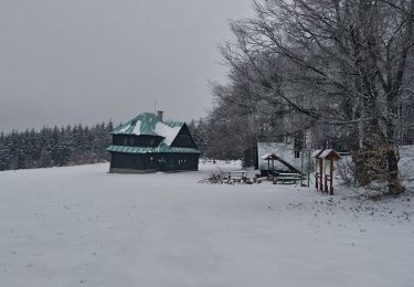 Excursión A pie okres Bánovce nad Bebravou - Náučný chodník Slatinským krasom - Photo