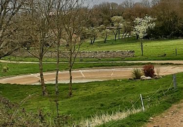 Trail Running Marnhagues-et-Latour - nonenque vialaret batisse nonenque  - Photo