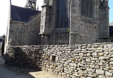 Tour Wandern Huelgoat - Huelgoat , les curiosités, la forêt et retour le long du canal - Photo